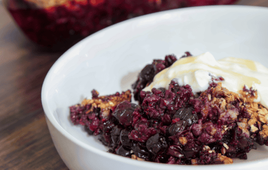 blueberry granola crumble