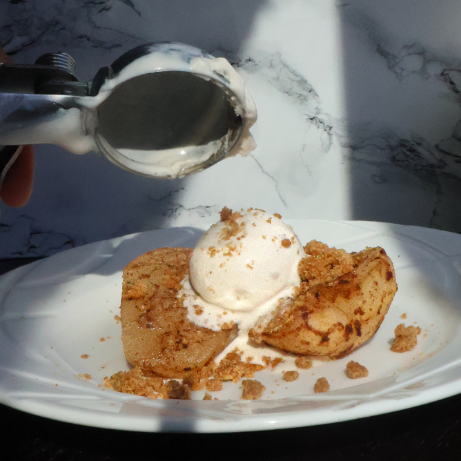chai spiced baked pear