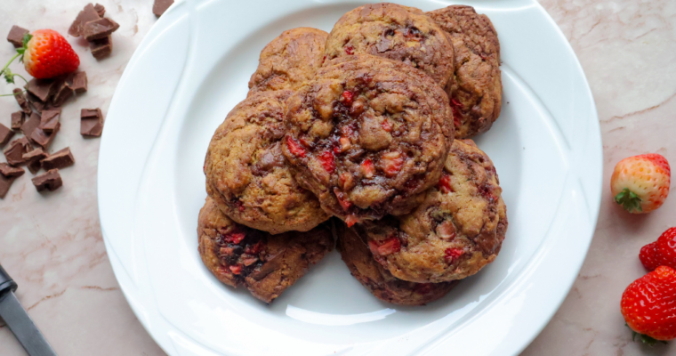 Strawberry Nutella Cookies