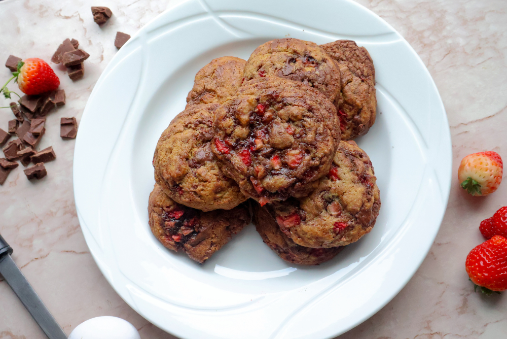 Strawberry Nutella Cookies