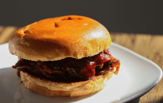 vegan bbq pulled mushroom sandwiches