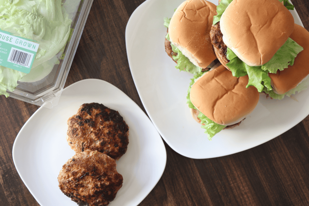Chipotle Scallion Turkey Burgers
